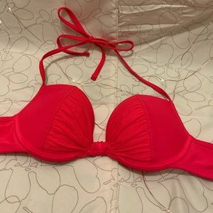 Super cute Never worn aerie bikini top
